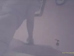 Fue al baño subtitulado español xxx y dio positivo.